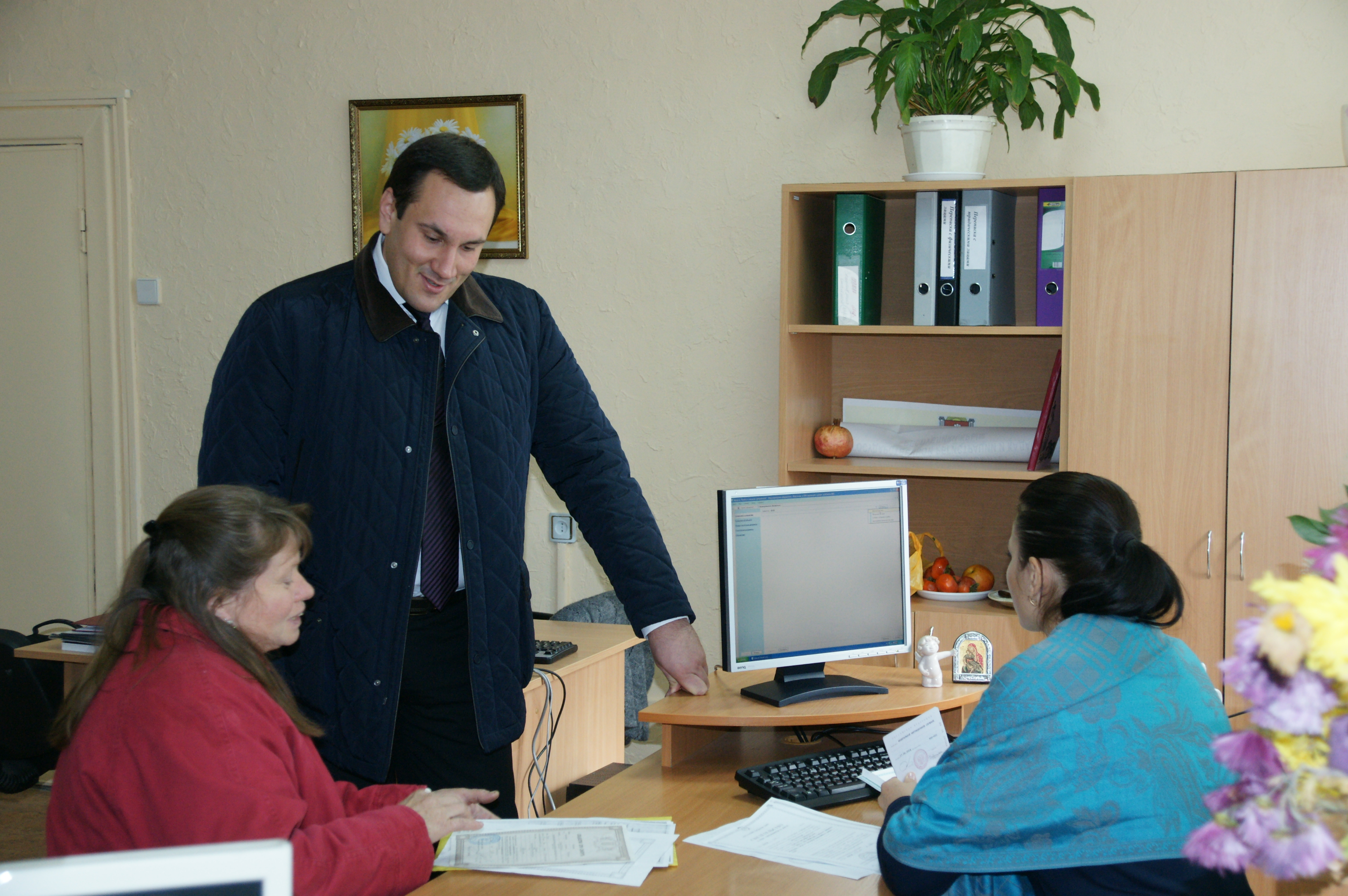 Территориальные отделы Госкомрегистра в Алуште и Бахчисарае готовы к открытию