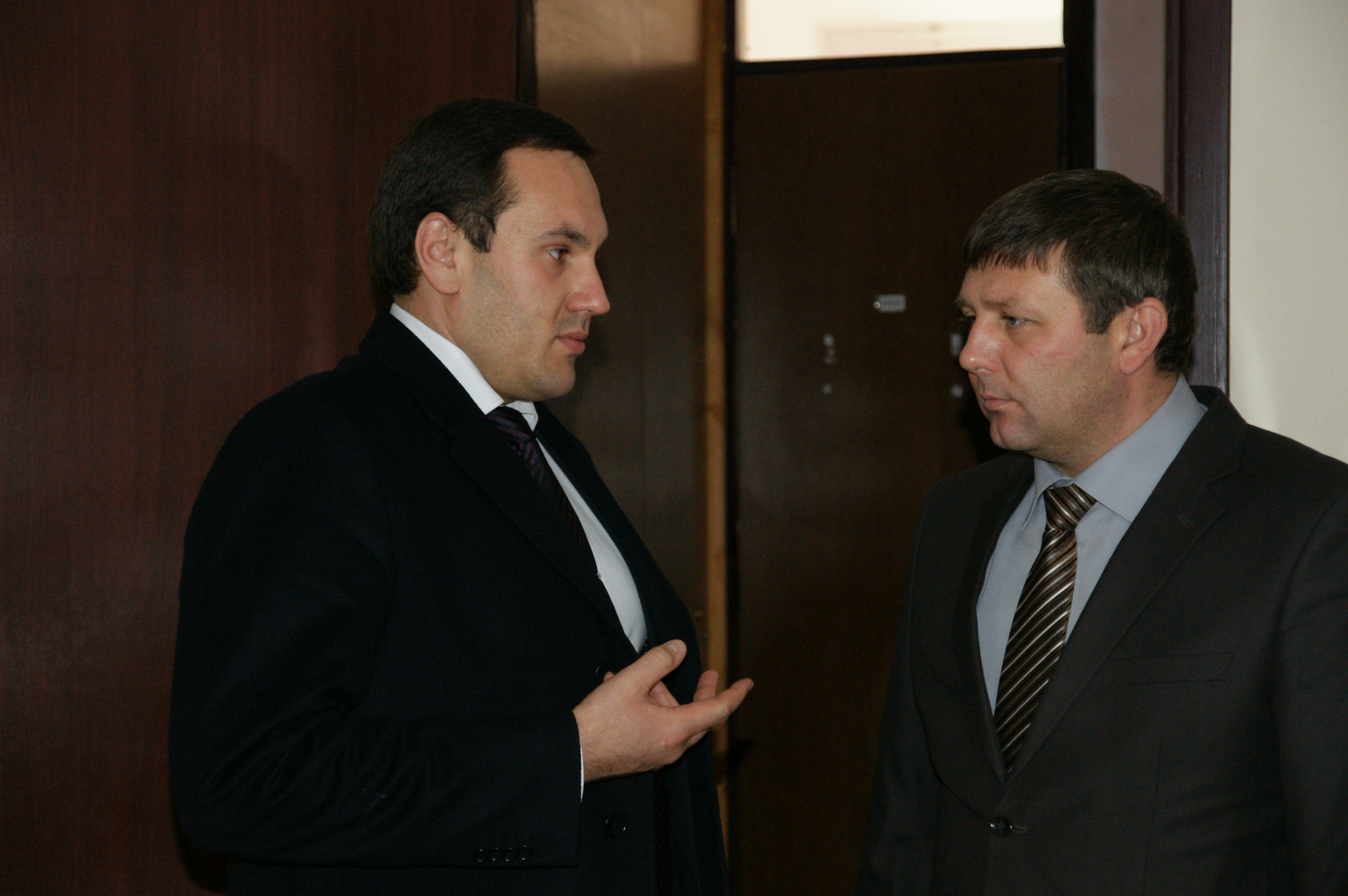 В тестовом режиме начали работу территориальные отделы Госкомрегистра в Судаке и Кировском