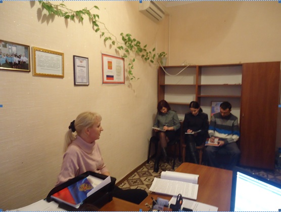 Сотрудники Ленинского районного отдела Госкомрегистра провели совещание с судебными приставами района