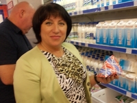 Состоялась рабочая поездка главы экономического ведомства Крыма по объектам торговой сети и рынкам