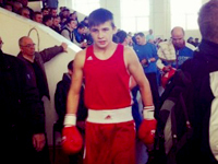 Крымчанин Артем Булатов победил в первенстве России по боксу