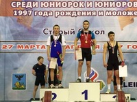 Крымчане приняли участие в первенстве России по тяжелой атлетике среди юниоров и юниорок