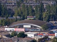 Сегодня министр промышленной политики Республики Крым Андрей Скрынник посетил Керченский центральный рынок и судостроительный завод «Залив»