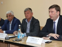 Заур Смирнов провел выездное совещание в городе Саки