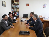 Заур Смирнов провел встречу с Раввином Республики Крым Йехезкел Лазаром