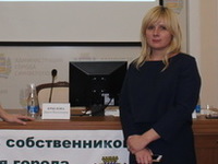 Заместитель начальника Элина Акулова приняла участие в общегородском собрании председателей советов многоквартирных домов