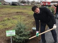 Председатель Госкомветеринарии Крыма Валерий Иванов принял участие в Республиканской акции «Посади свое дерево!»
