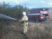 За прошедшие сутки сотрудники ГКУ РК «Пожарная охрана Республики Крым» ликвидировали 1 пожар и 5 загораний