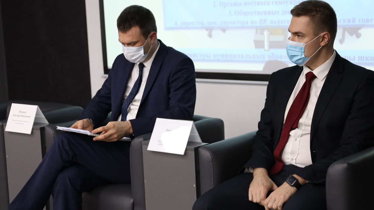 Встречи с инициативной молодежью являются хорошим импульсом для решения социально-экономических задач – Дмитрий Шеряко