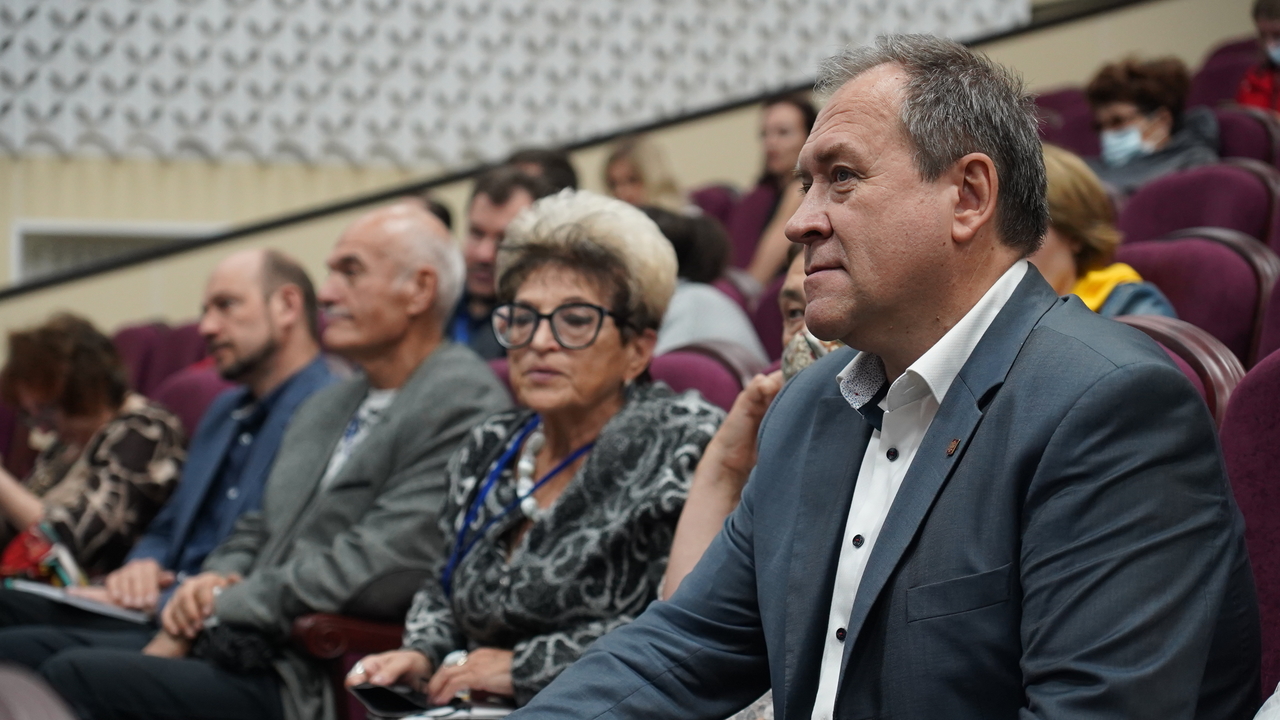 Состоялось торжественное открытие Фестиваля документального кино «КрымДок»