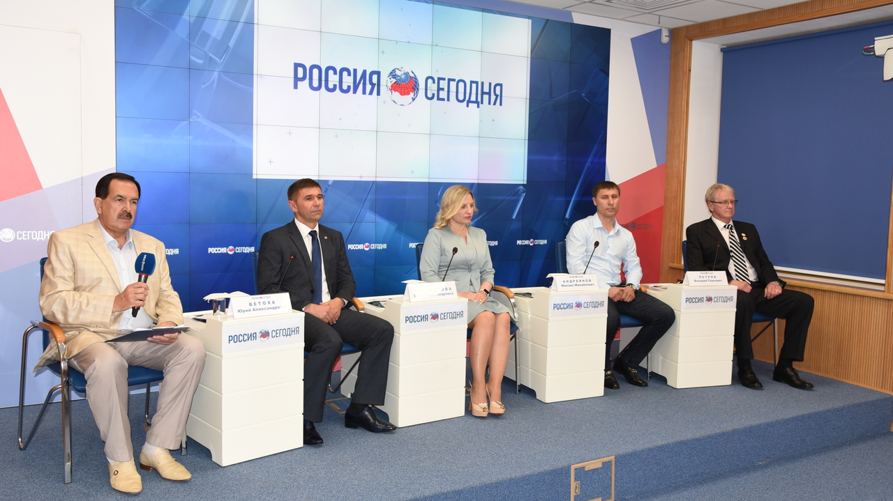 Пресс-конференция "Академия футбола Крыма. Новый путь крымского футбола"