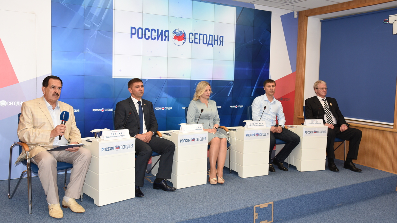 Пресс-конференция "Академия футбола Крыма. Новый путь крымского футбола"