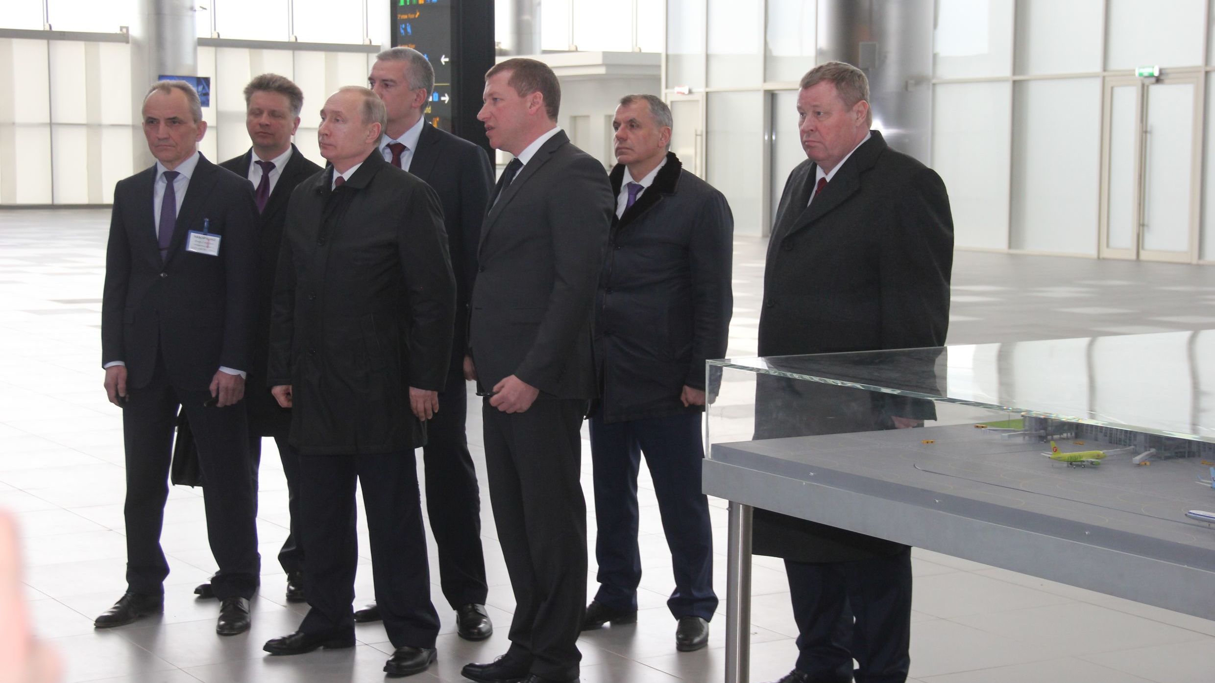 Президент Российской Федерации Владимир Путин посетил новый аэровокзальный комплекс Международного аэропорта «Симферополь»