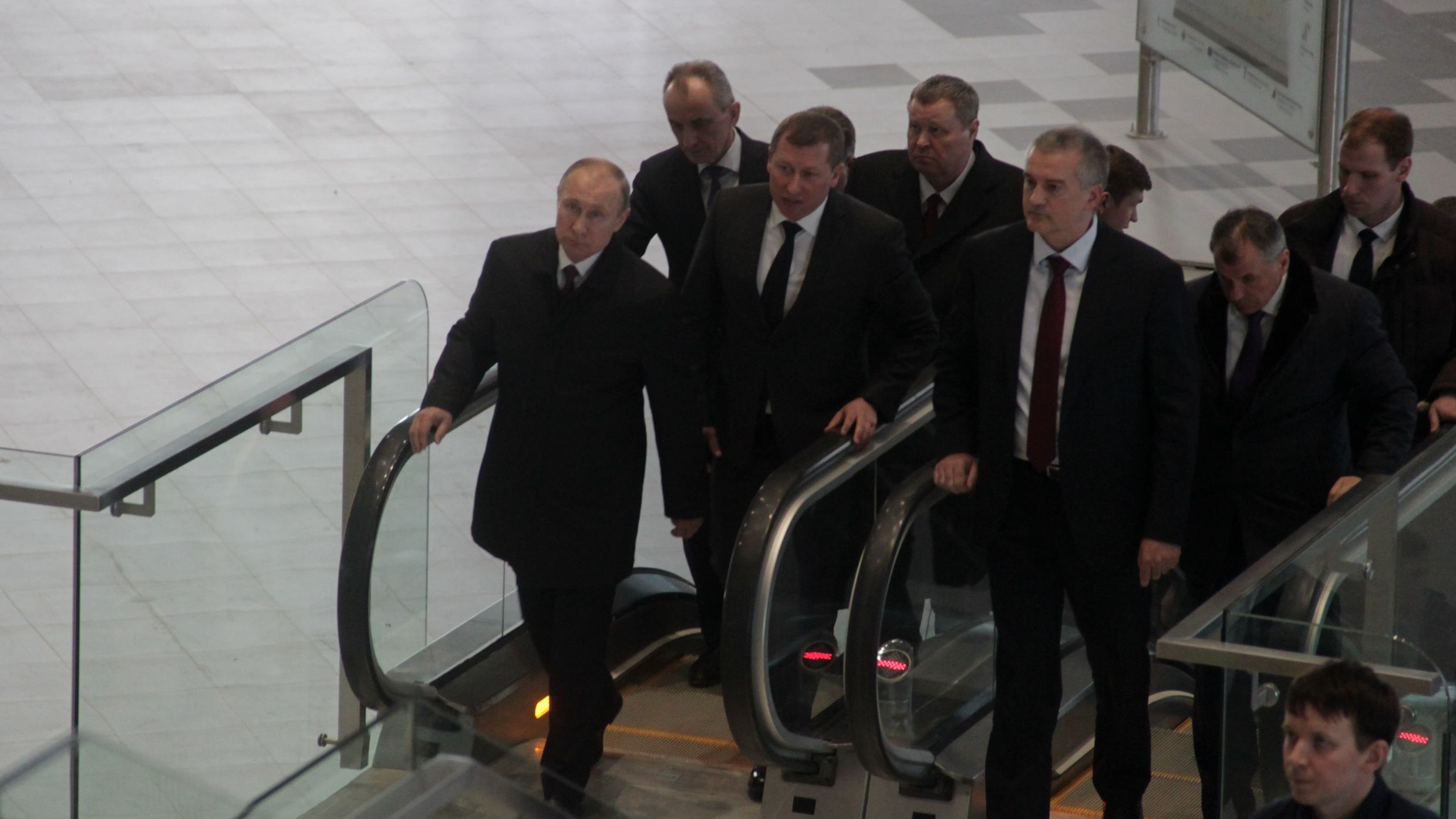 Президент Российской Федерации Владимир Путин посетил новый аэровокзальный комплекс Международного аэропорта «Симферополь»