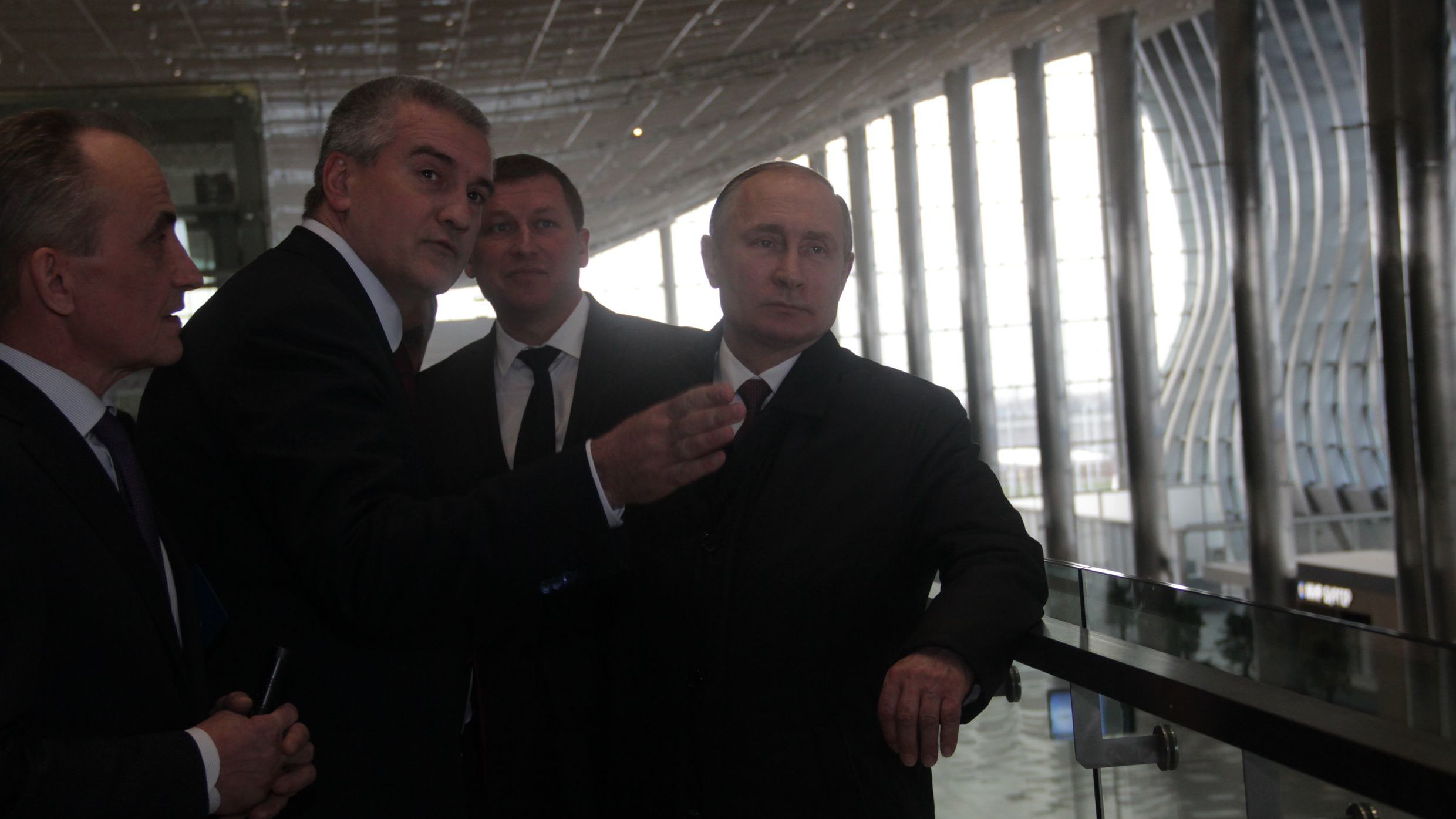 Президент Российской Федерации Владимир Путин посетил новый аэровокзальный комплекс Международного аэропорта «Симферополь»