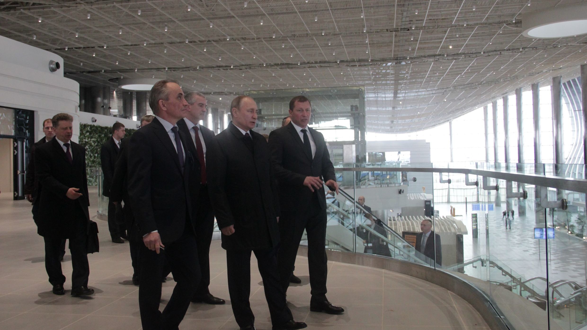 Президент Российской Федерации Владимир Путин посетил новый аэровокзальный комплекс Международного аэропорта «Симферополь»